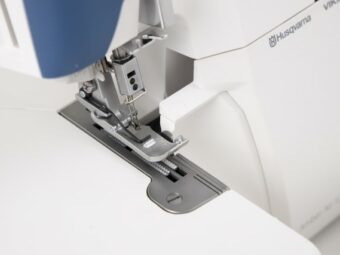12655_AmberAir-PresserFoot
